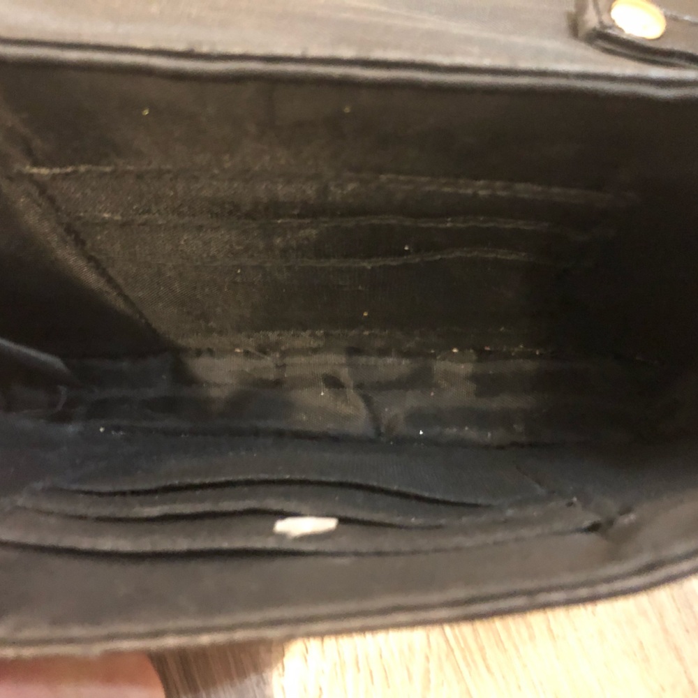 Guess-Leather Purse - Picture 5 of 7